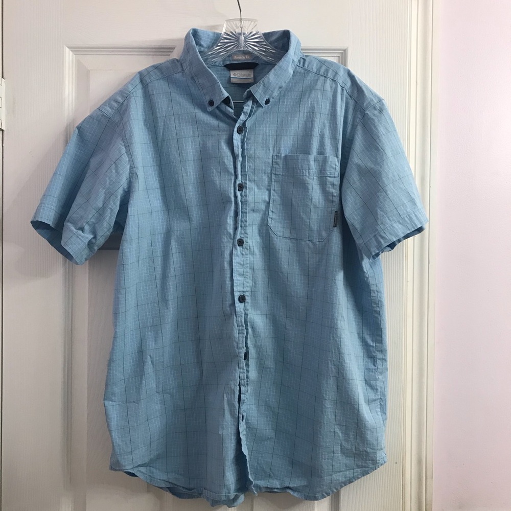 Men’s Columbia Light Blue Checkered Casual Button Down Shirt XL